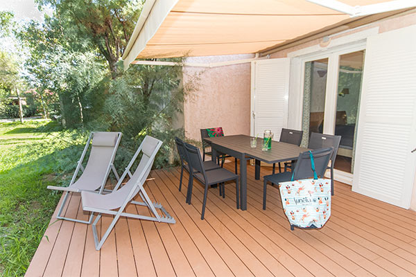 location terrasse couverte corse t3